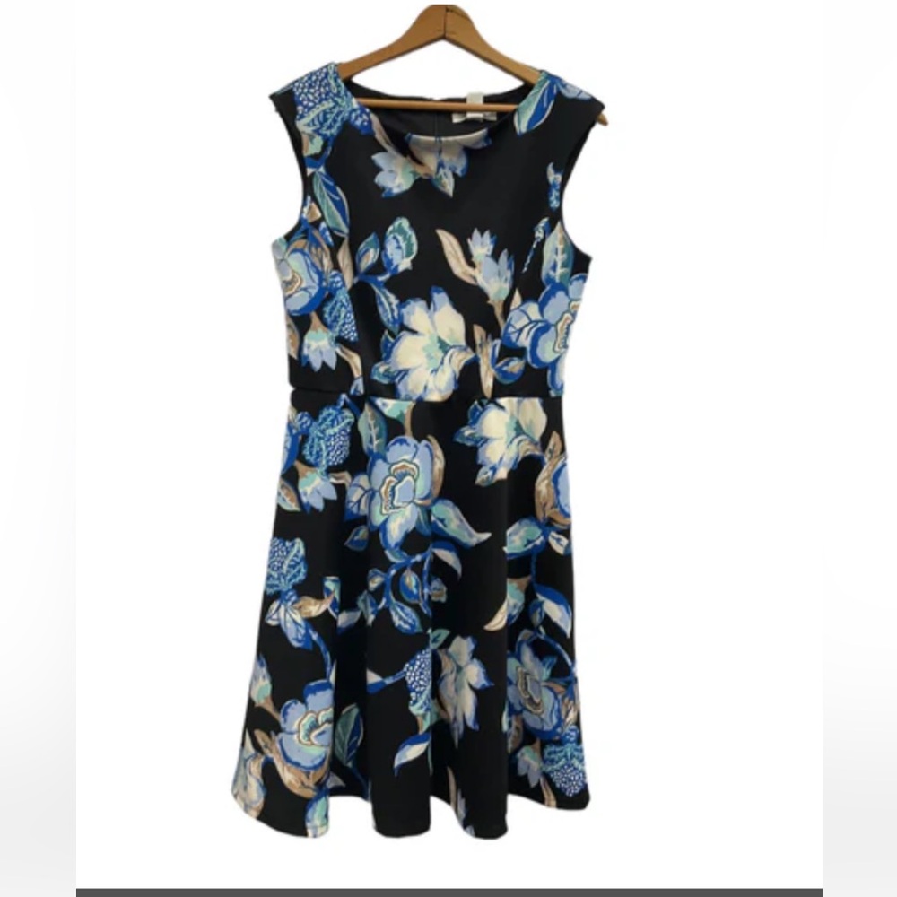 White House Black Market Scuba Fit & Flair Dress Size 8